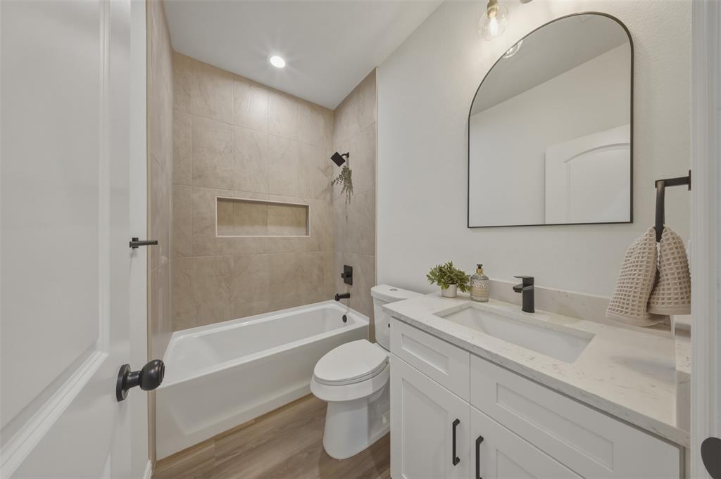5559 Mercedes Circle Property Photo 20