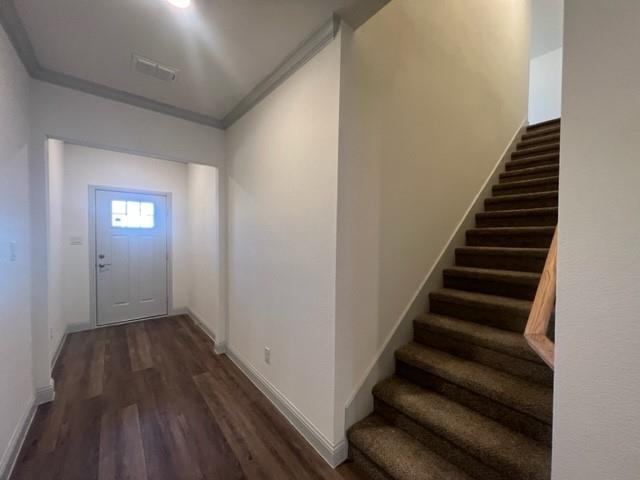 366 Waters Ridge Drive Property Photo 3