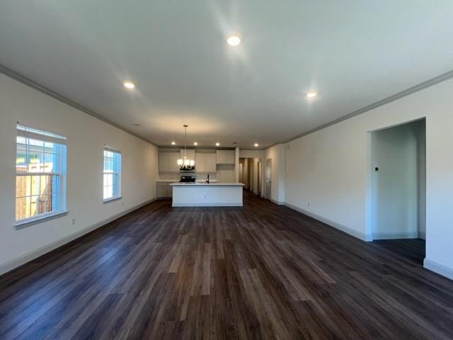 366 Waters Ridge Drive Property Photo 6