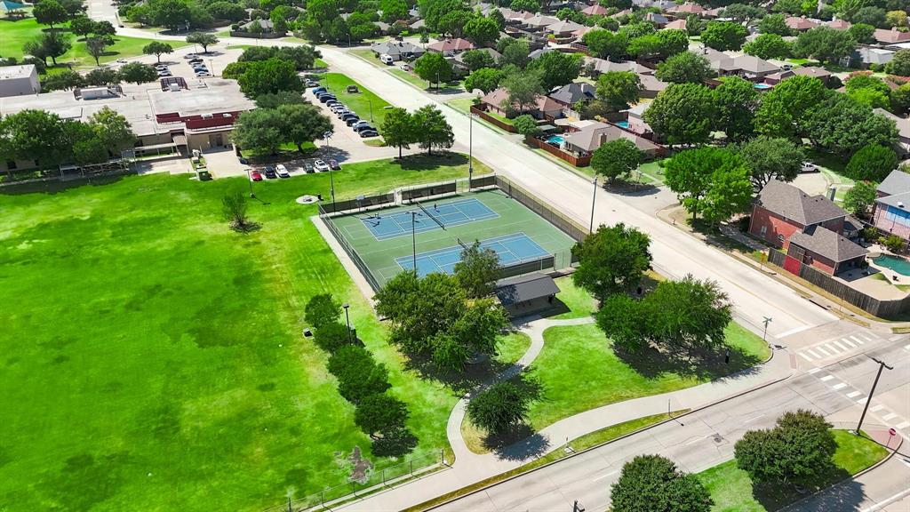 1302 Rivercrest Boulevard Property Photo 25