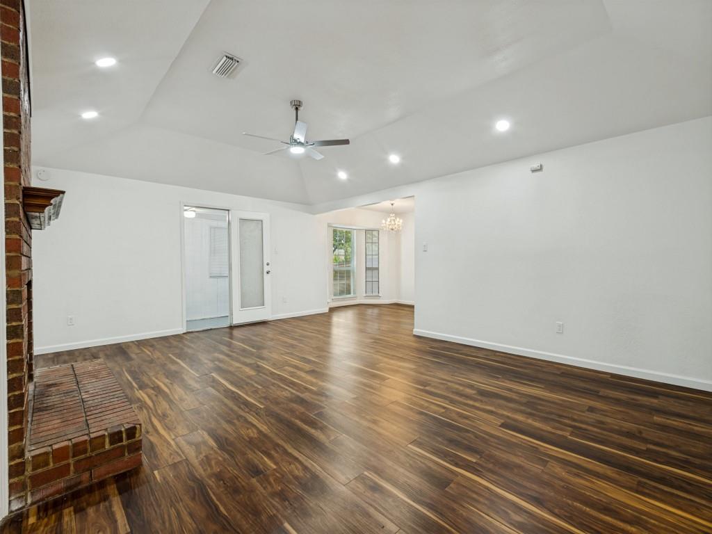 3716 Royal Valley Road Property Photo 4