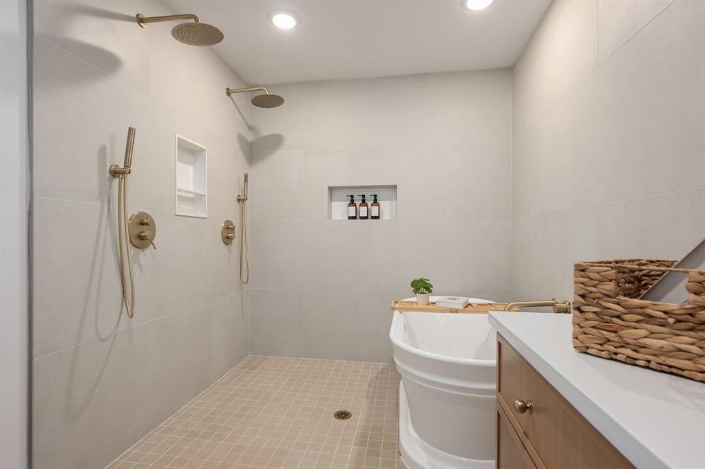 7727 La Risa Drive Property Photo 16