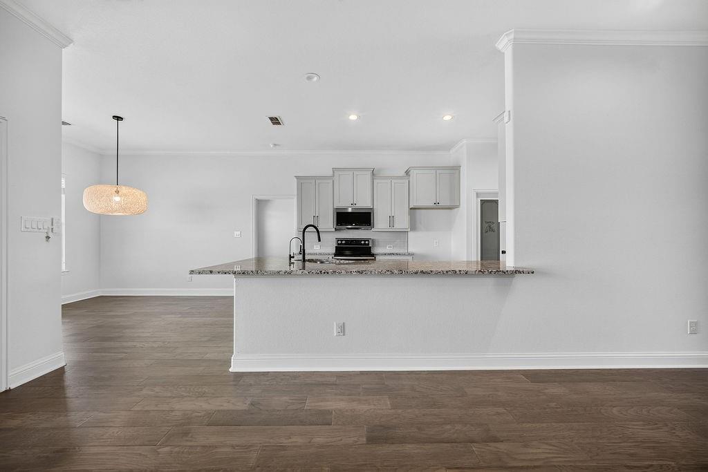 544 Gant Road Property Photo 7