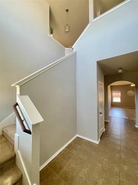 406 Paddock Lane Property Photo 4