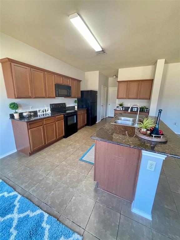 406 Paddock Lane Property Photo 10