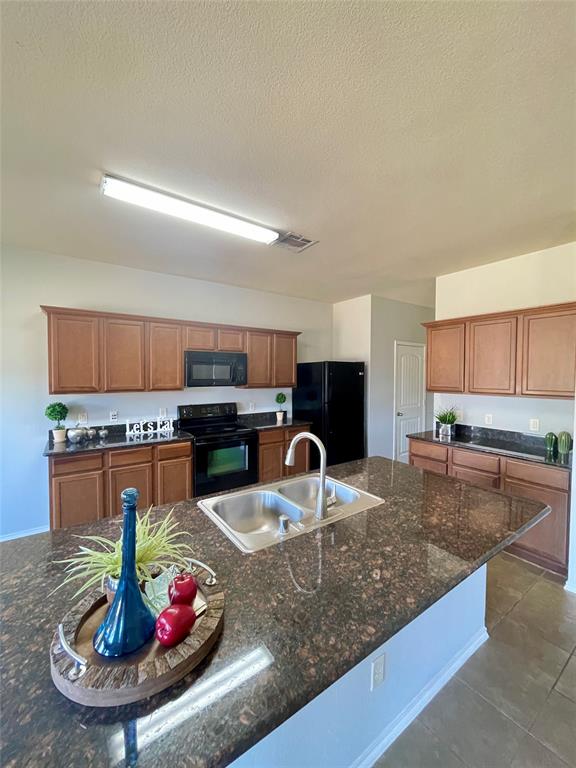 406 Paddock Lane Property Photo 11