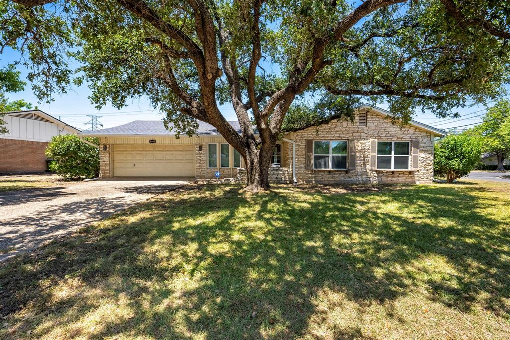 6001 Haden Drive Property Photo 1