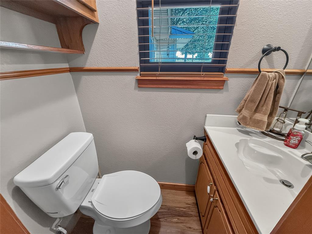 330 Farm Road 900 Property Photo 37