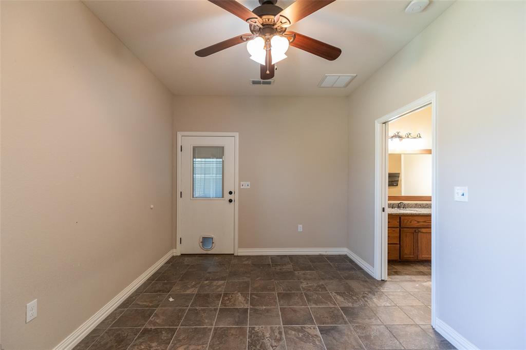 1418 Roadrunner Court Property Photo 17