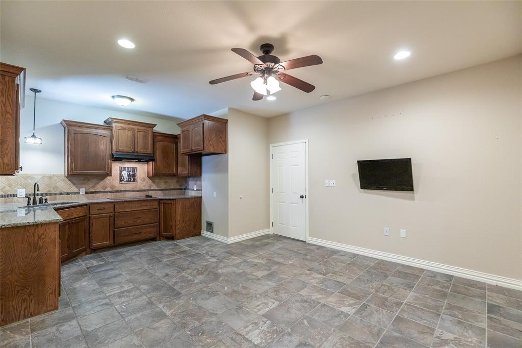 1418 Roadrunner Court Property Photo 19