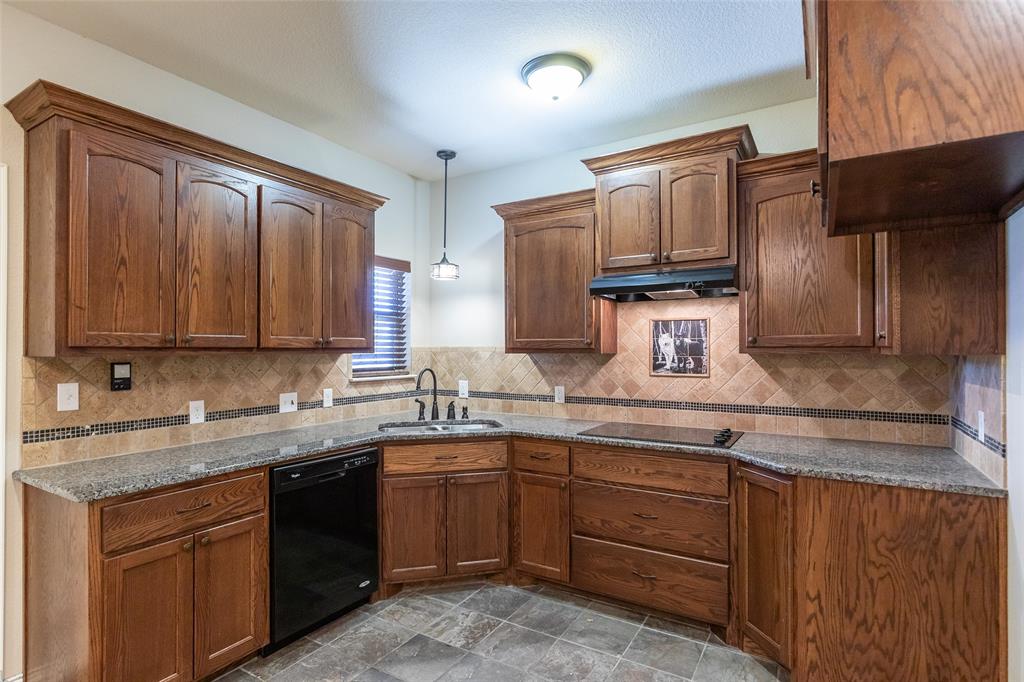 1418 Roadrunner Court Property Photo 20