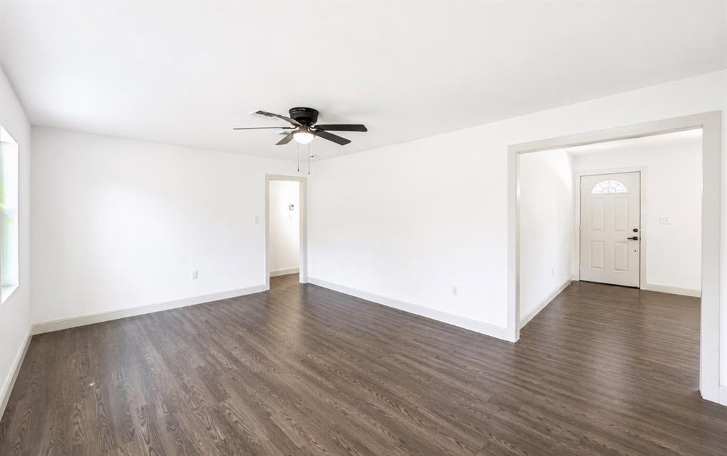 4504 Highland Lake Drive Property Photo 5