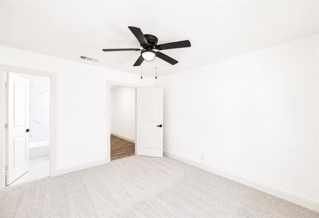 4504 Highland Lake Drive Property Photo 7