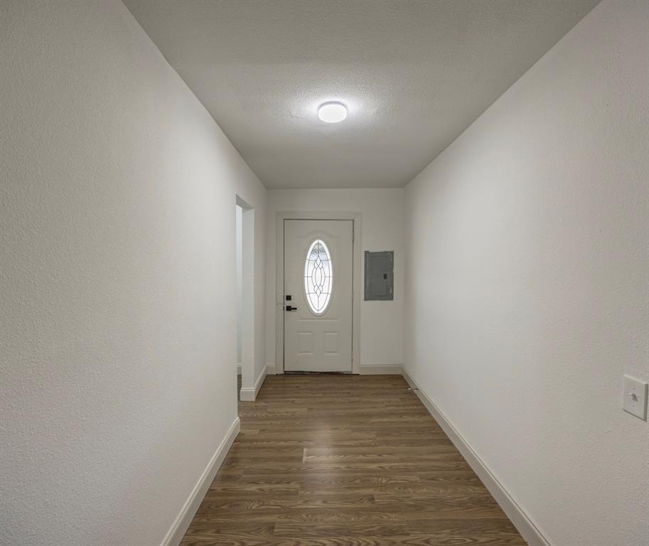 4504 Highland Lake Drive Property Photo 12