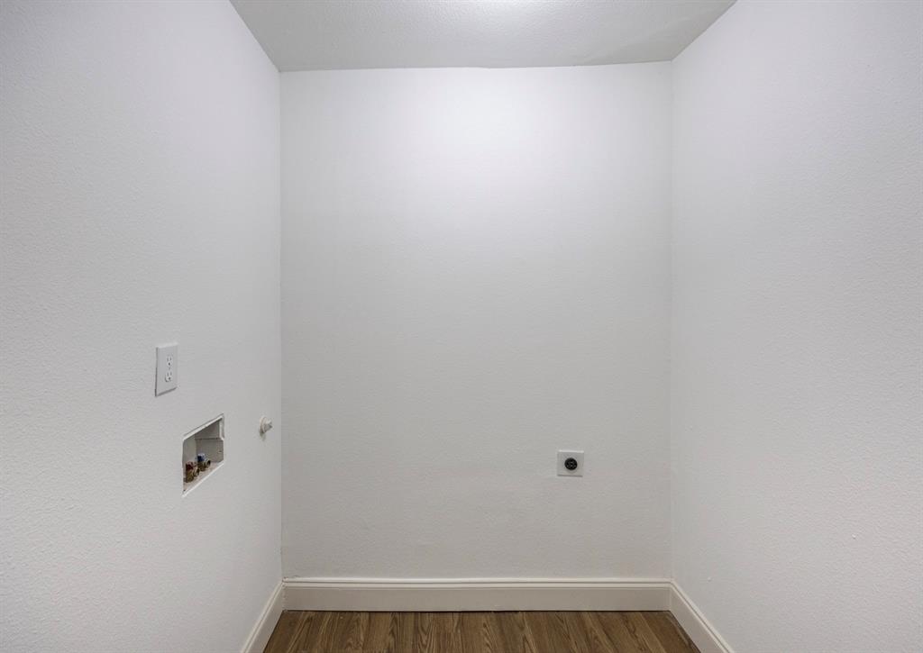4504 Highland Lake Drive Property Photo 14