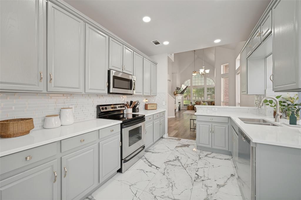 11265 Fountainbridge Drive Property Photo 1