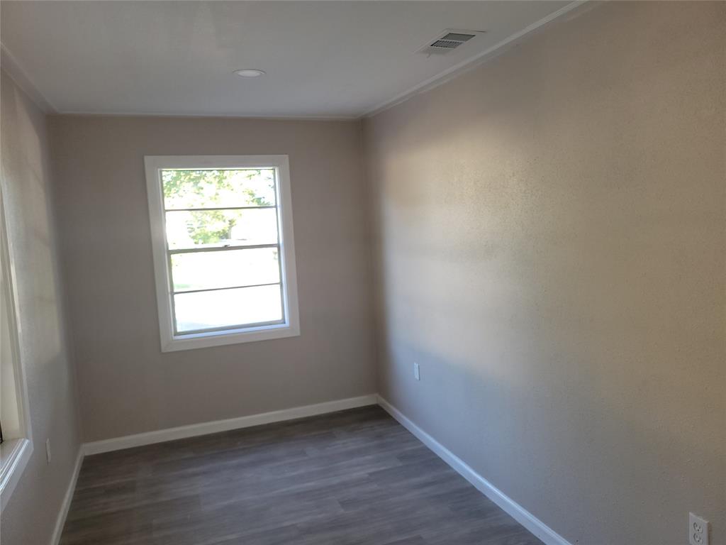 1618 2nd Street Property Photo 12