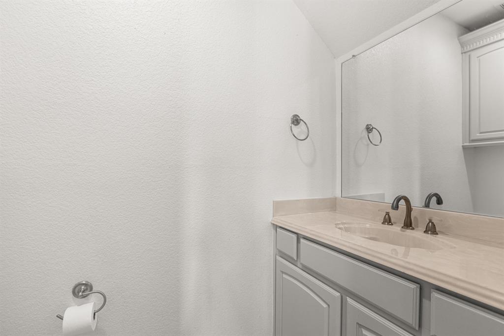 902 Saint George Place Property Photo 23