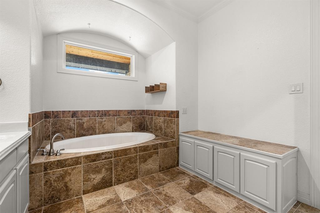 902 Saint George Place Property Photo 29