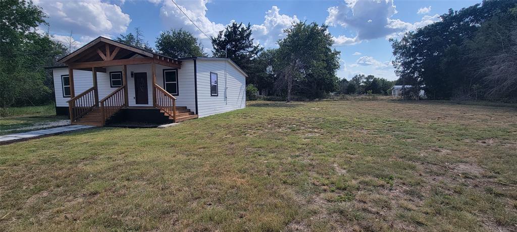 3711 County Road 3112 Property Photo 7