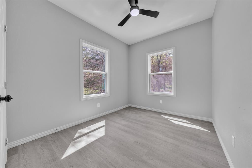 3711 County Road 3112 Property Photo 12