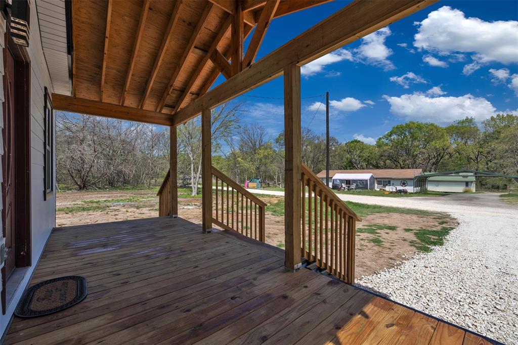 3711 County Road 3112 Property Photo 27