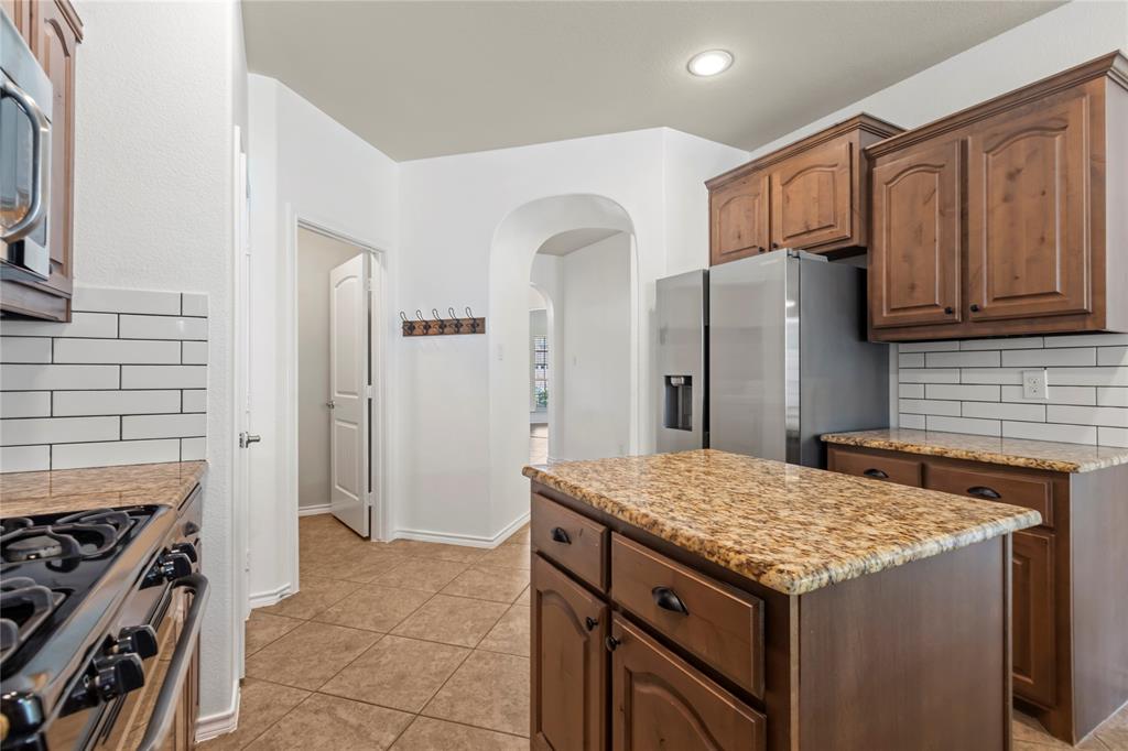 5107 Walsh Drive Property Photo 10