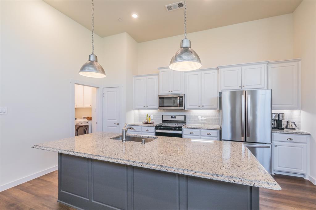 1634 Dewberry Lane Property Photo 14