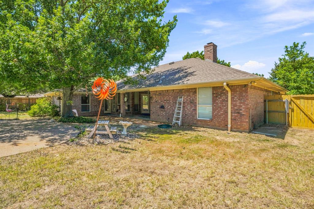 308 Tanglewood Trail Property Photo 28
