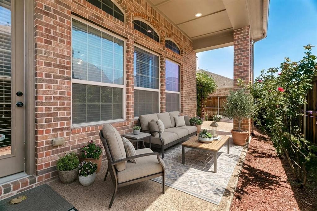 2508 Case Castle Court Property Photo 21