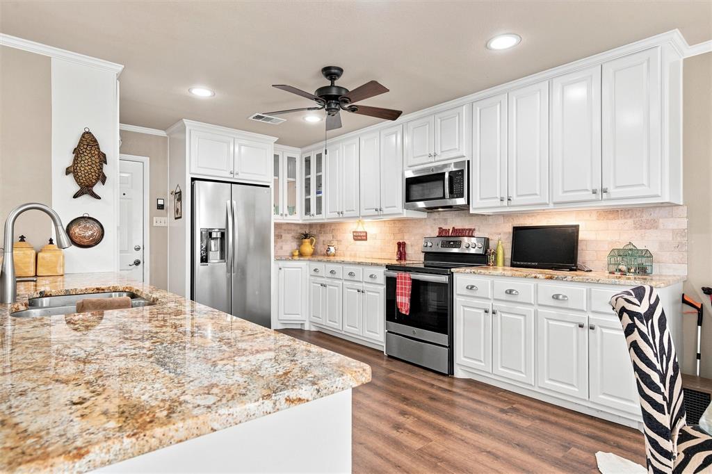 3209 Creekwood Circle Property Photo 8