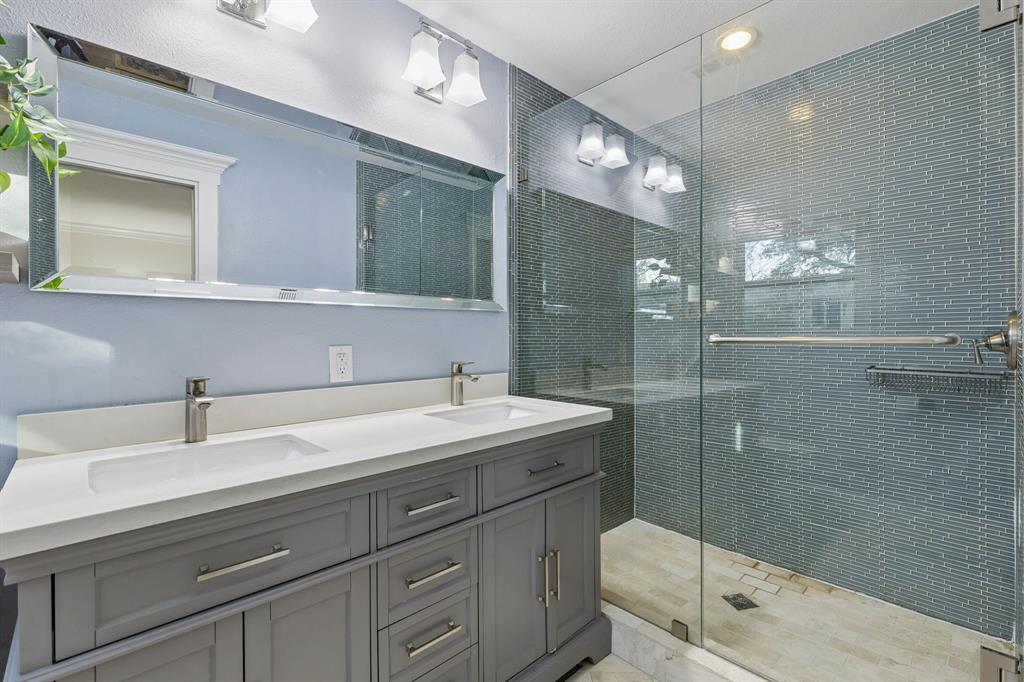 1828 Ems Road Property Photo 15