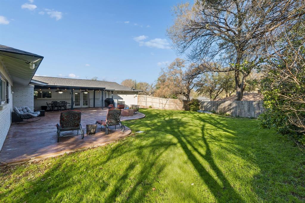 1828 Ems Road Property Photo 21