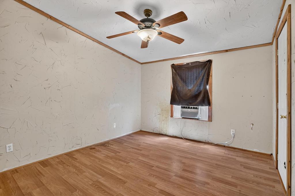 125 Enchanted Oaks Court Property Photo 18