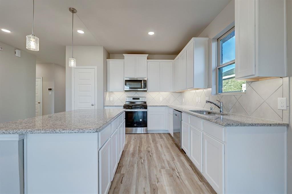 10933 Cacao Drive Property Photo 4