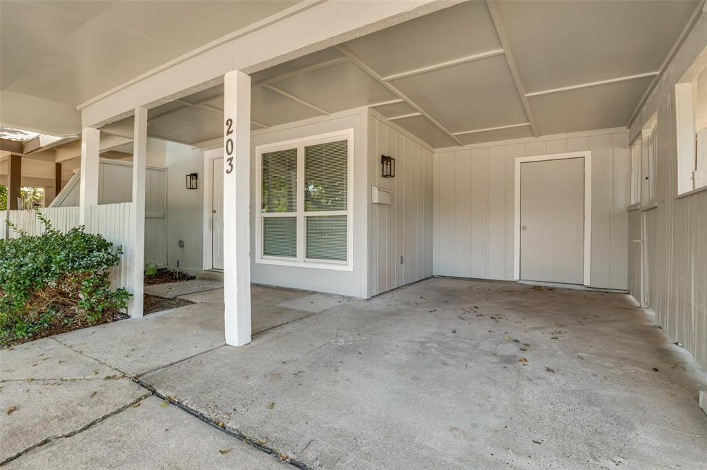 203 Trinidad Drive Property Photo 3