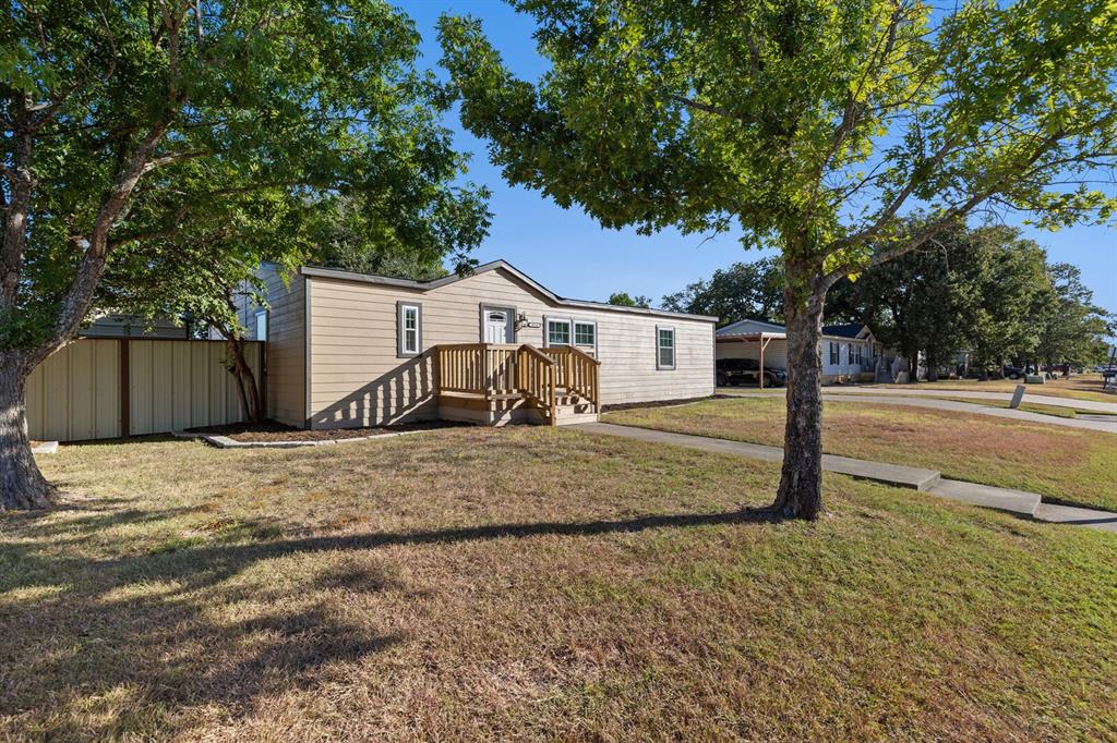 4514 Circle C Drive Property Photo 4