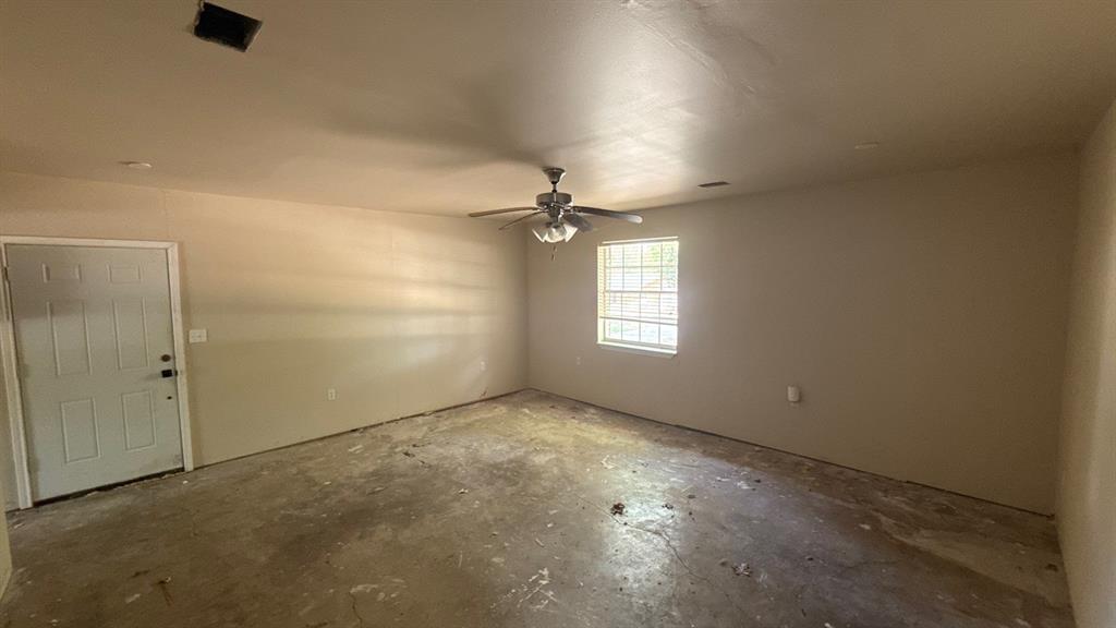7 Amity Lane Property Photo 18