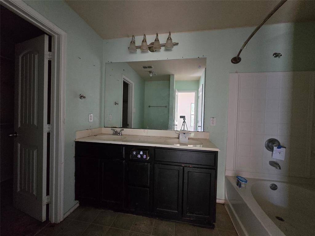 4204 Sapphire Lane Property Photo 21