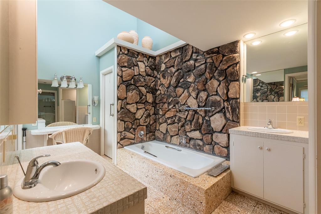 1334 Santos Street Property Photo 19