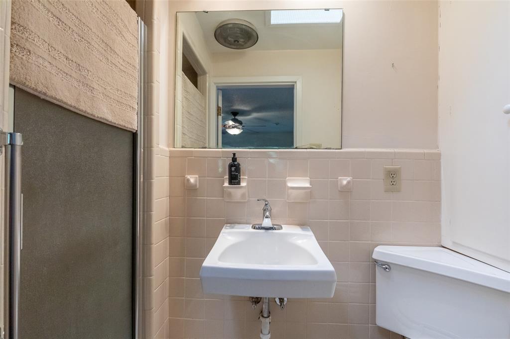 1334 Santos Street Property Photo 27