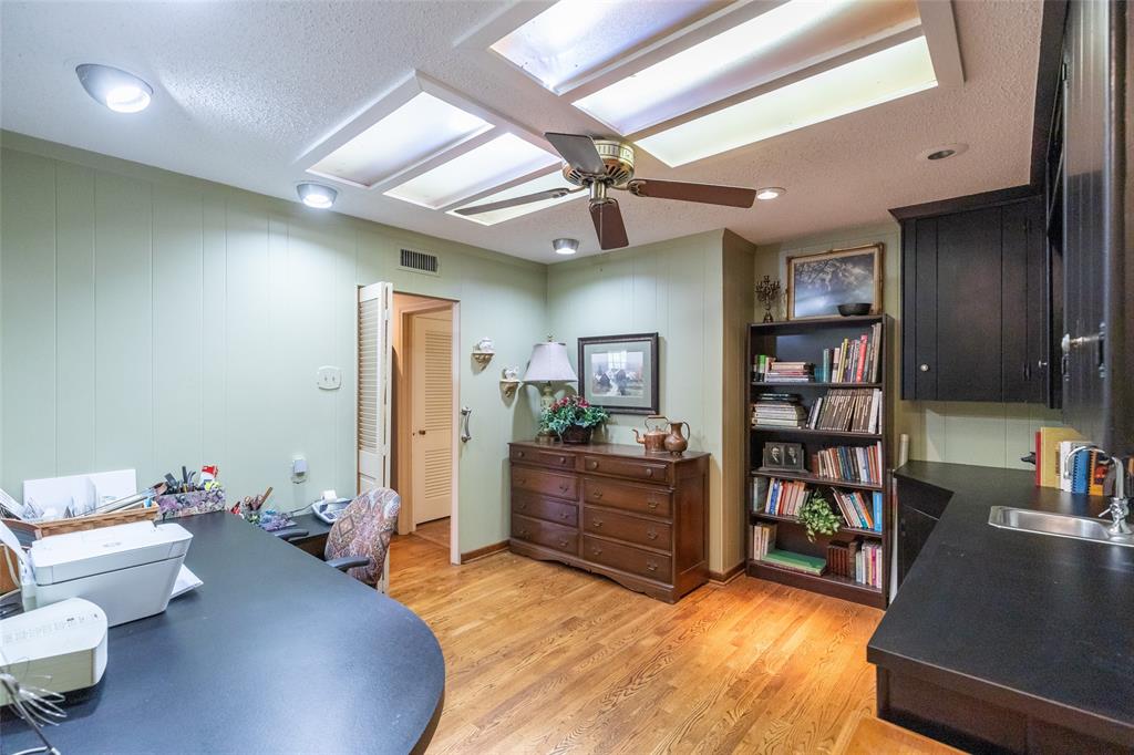 1334 Santos Street Property Photo 28
