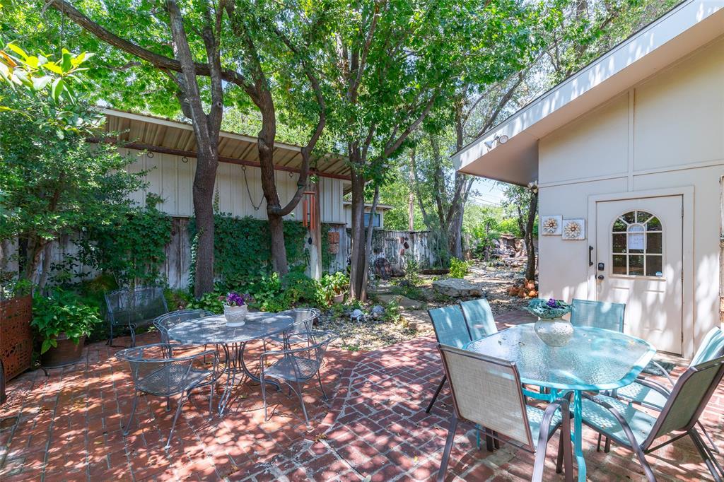 1334 Santos Street Property Photo 34