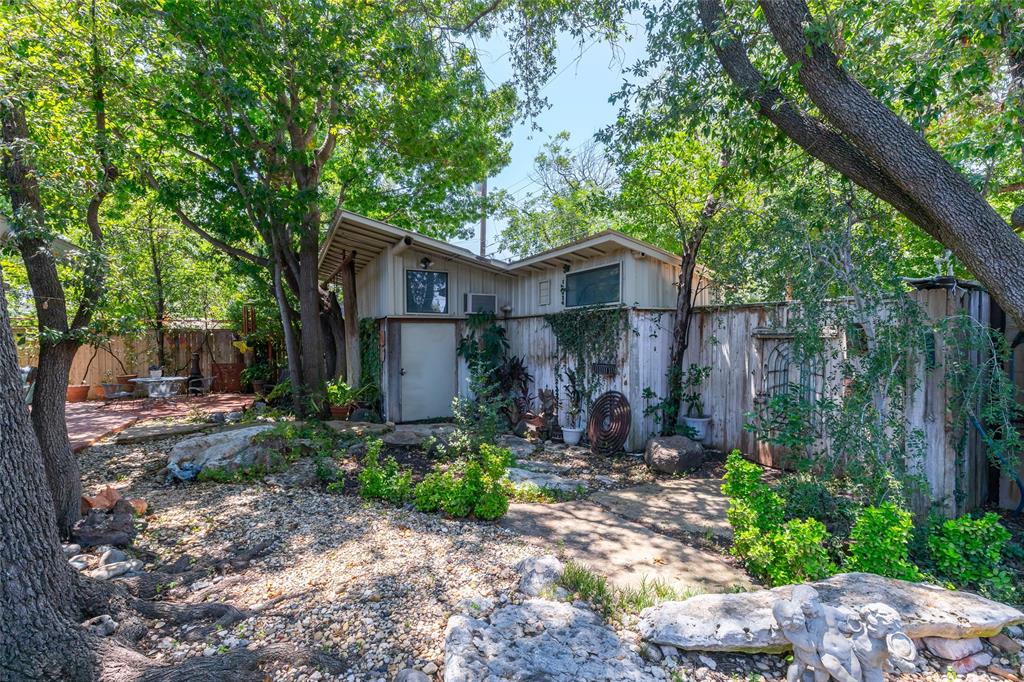 1334 Santos Street Property Photo 38