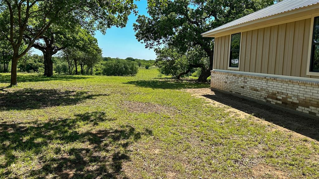 2417 Highway 569 Property Photo 3