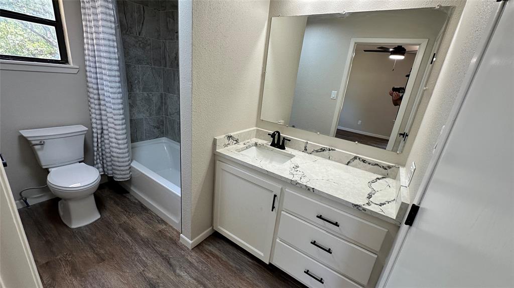 2417 Highway 569 Property Photo 14