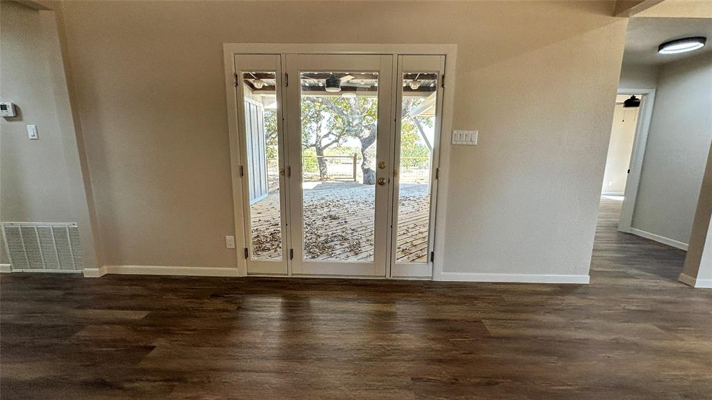 2417 Highway 569 Property Photo 16