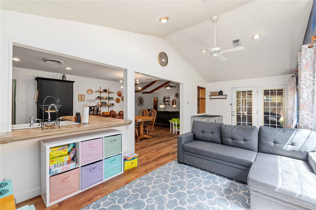 1709 Broadmoor Drive Property Photo 15