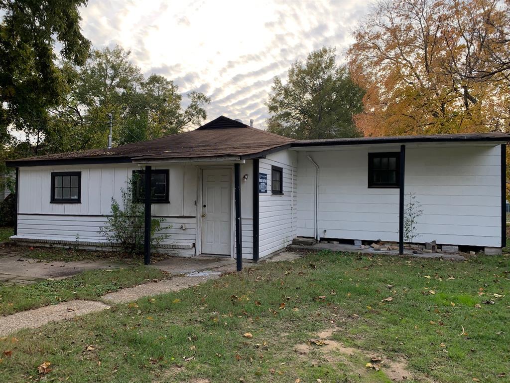 6001 Canal Boulevard Property Photo 1