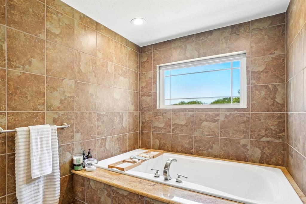 1224 Shell Beach Drive Property Photo 25